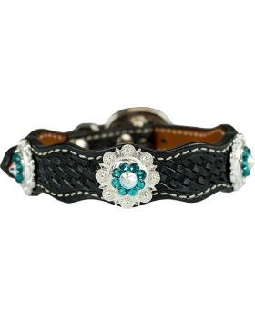 rodeodriveconchos: Leather Dog Collars Offers a Higher Search For The Dogs